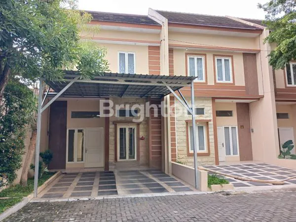 image RUMAH BARU CENGGER AYAM (1)