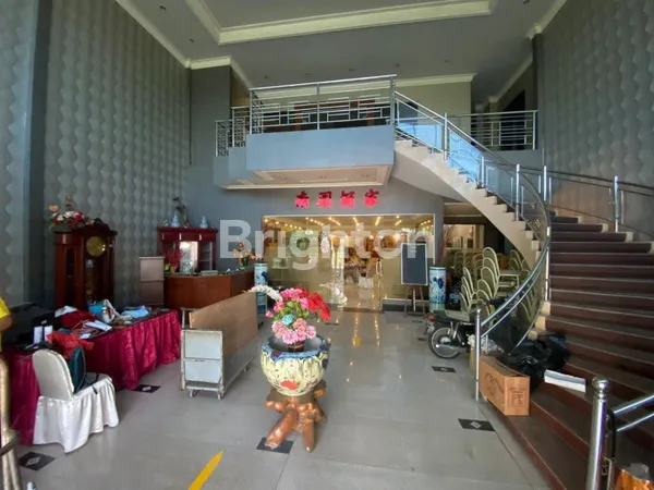 image BASUKI RACHMAT GEDUNG DI PUSAT BISNIS DEKAT TP MALL (4)