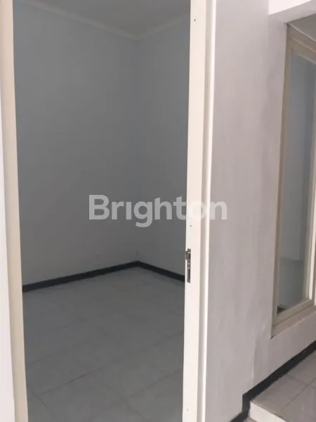 image MURAH RUMAH KOS 1 LANTAI 6 KAMAR DEKAT UPN KONDISI SIAP PAKAI (3)