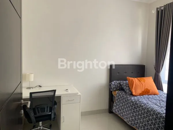 image RUMAH CANTIK 2 LANTAI, HADAP TIMUR, DI PERUMAHAN ELITE PODOMORO, BUAH BATU, BANDUNG. COCOK SEBAGAI RUMAH TINGAL MAUPUN INVESTASI (7)