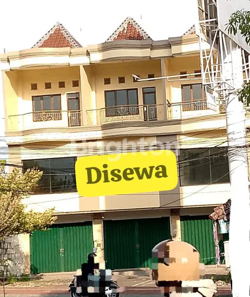 RUKO 3 LANTAI BERLOKASI STRATEGIS DAN PREMIUM