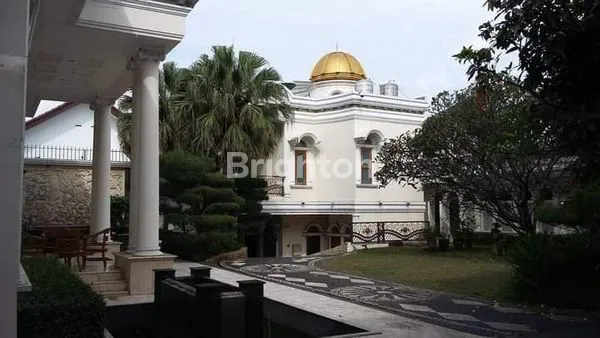image RUMAH MEWAH KAWASAN BINTARO SEKTOR 3 STRATEGIS COCOK UNTUK HUNIAN (5)