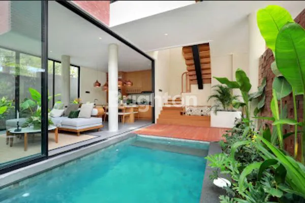 image LUXURY 3 BEDROOM FULLY FURNISH DAMARA VILLAGE UBUD (2)