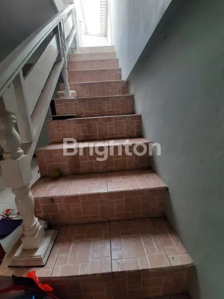 image RUMAH 1,5 LANTAI SIAP HUNI FAJAR INDAH SOLO DEKAT PINTU TOL (7)