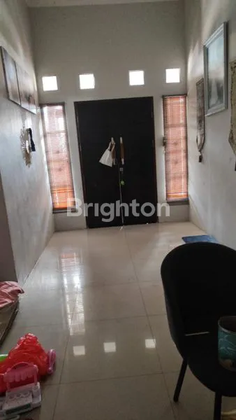 image RUMAH CANTIK TENGAH KOTA (4)