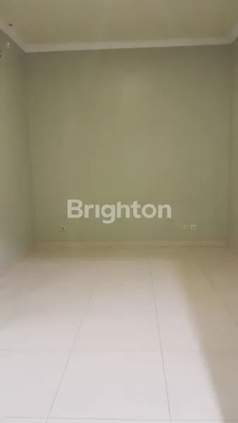 image RUMAH MODERN MINIMALIS SIAP STRATEGIS DI D'LATINOS BSD (6)