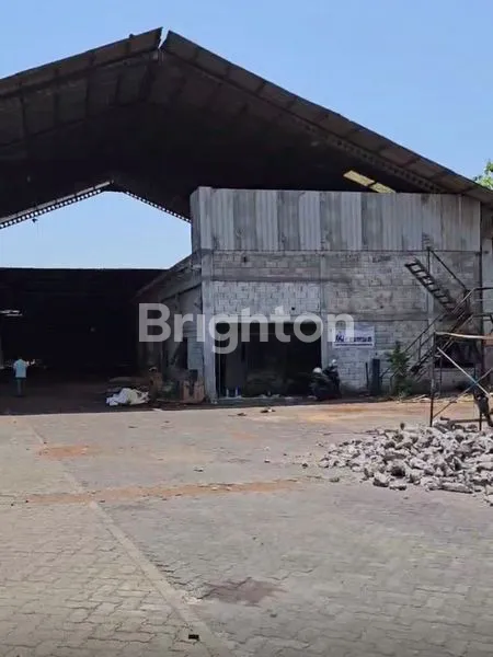 GUDANG AREA INDUSTRI KEBOMAS GRESIK