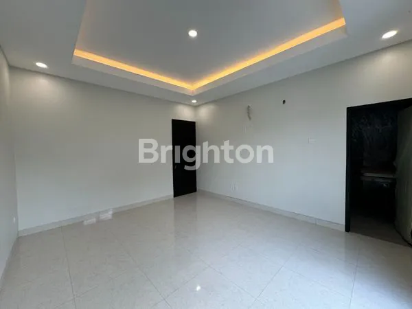 image RUMAH KEMBANGAN LEBAR 5,75X17,73 (4)