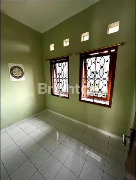 image DIJUAL RUMAH CANTIK & TERAWAT 2 LANTAI DI VILA BOGOR INDAH - BOGOR UTARA, KOTA BOGOR (2)