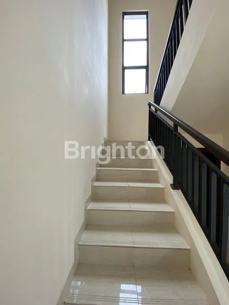 image RUMAH MODERN HOOK  AKSES LANGSUNG TOL (5)