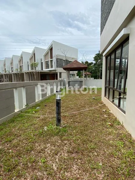 image RUMAH MODERN HOOK  AKSES LANGSUNG TOL (3)