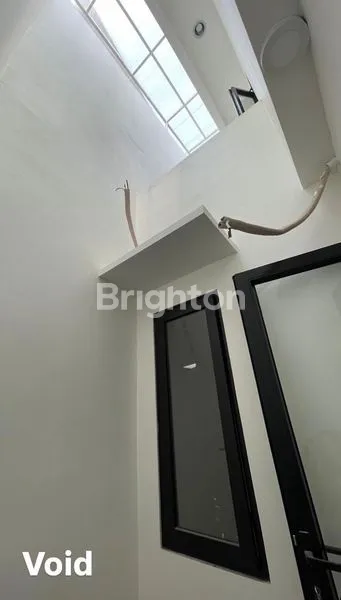 image RUMAH BARU 2 LANTAI SIAP HUNI DEKAT SOETA (4)