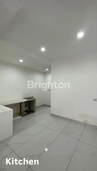 image RUMAH BARU 2 LANTAI SIAP HUNI DEKAT SOETA (3)