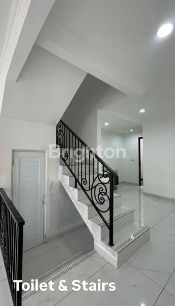image RUMAH BARU 2 LANTAI SIAP HUNI DEKAT SOETA (1)