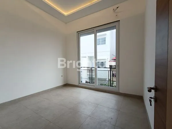 image RUMAH MODERN SIAP HUNI DI DURI KEPA, JAKARTA BARAT (7)