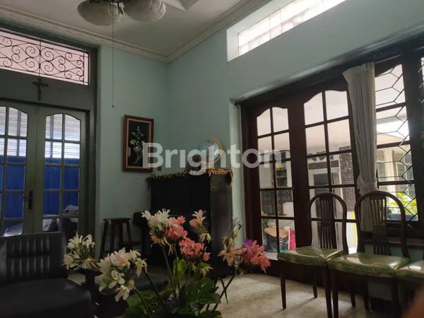 image LOKASI KOMERSIL STRATEGIS SEGITIGA EMAS SURABAYA (4)