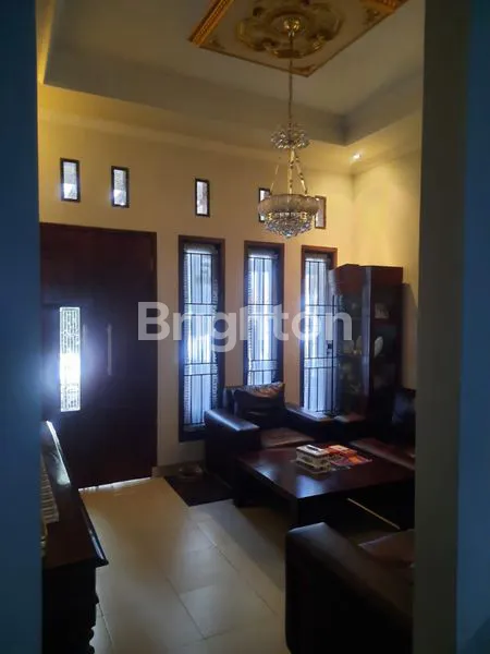 image RUMAH CANTIK LUAS TERAWAT DI CIBINONG STRATEGIS (8)