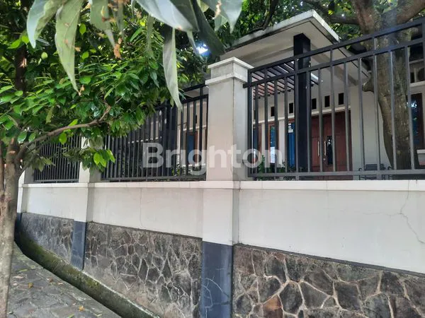 image RUMAH CANTIK LUAS TERAWAT DI CIBINONG STRATEGIS (3)