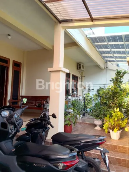 image RUMAH SEMI FURNISHED DI TANAH MAS (1)