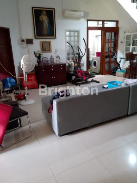 image RUMAH SEMI FURNISHED DI TANAH MAS (4)