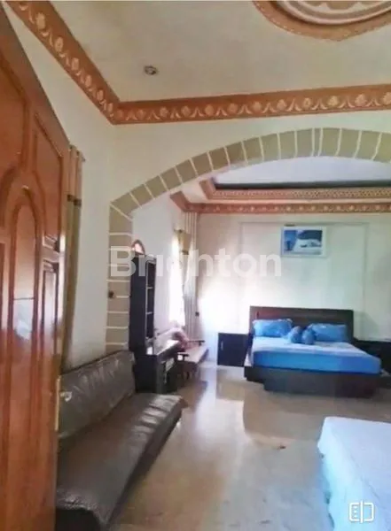 image RUMAH CLASSIC 2 LANTAI CITRALAND UTAMA LOKASI DEPAN TAMAN DAN DOUBLE ROW WAY DALAM CLUSTER  (7)