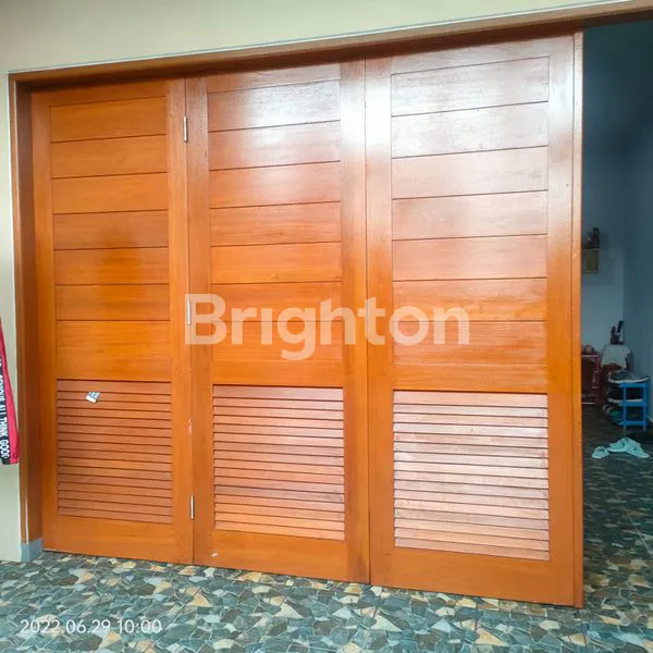 image DIJUAL RUMAH DI PEMARON MUNGGU KOMPLEK VILLA SANGAT BAGUS UNTUK HUNIAN ATAUPUN UNTUK INVESTASI BISNIS (8)