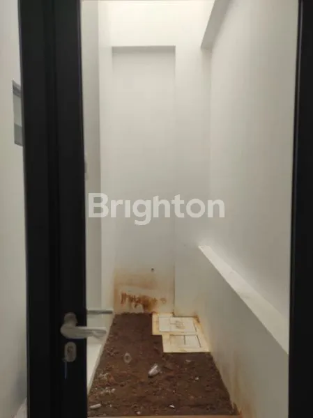 image RUKO 2 LANTAI STRATEGIS DI PUSAT LIFESTYLE CIMANGGIS (7)