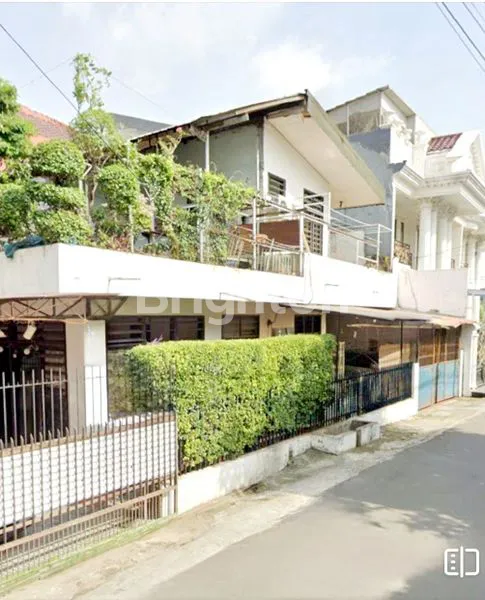 image RUMAH PULO ASEM RAWA MANGUN 2 LANTAI POSISI HOOKJAKARTA TIMUR (2)