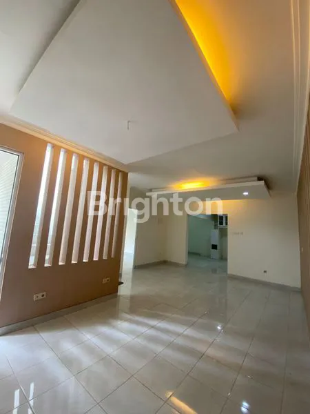 image RUMAH KOTA WISATA CIBUBUR KONDISI 2 LANTAI LUAS DAN TERAWAT JUAL CEPAT (5)