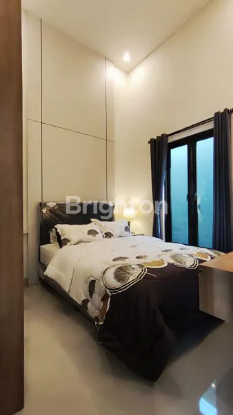 image RUMAH MINIMALIS MODERN MEPET MERR SURABAYA  (2)