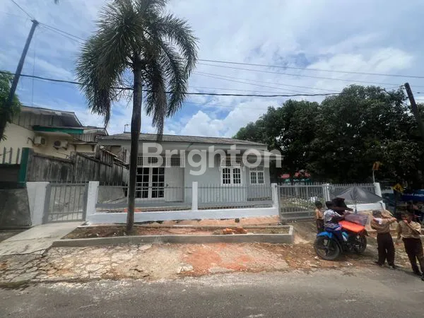 image RUMAH CANTIK DEKAT PUSAT BELANJA DI TIBAN BTN (1)