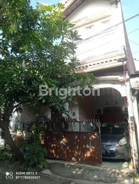 image RUMAH AREA GRAHA SURYANATA, SURABAYA (1)