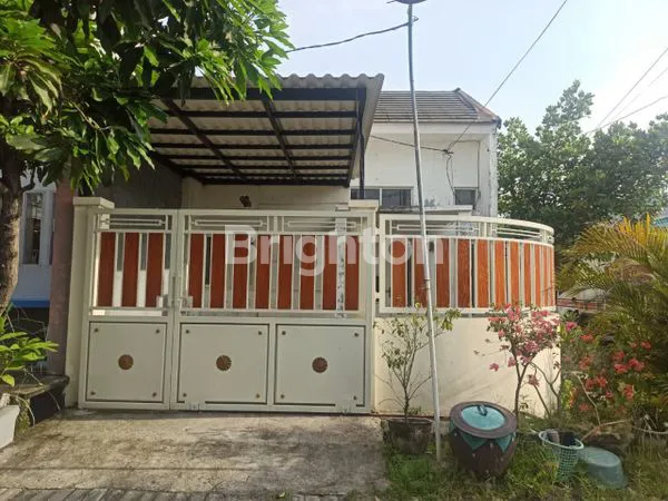 image RUMAH AREA GRAHA SURYANATA, SURABAYA (1)