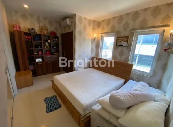 image RUMAH MEWAH JELAMBAR, JAKARTA BARAT (4)