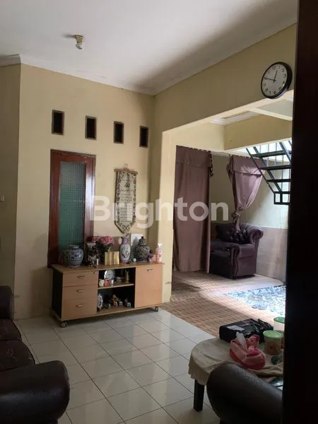 image RUMAH KOST TERAWAT STRATEGIS  DI TEBET (3)