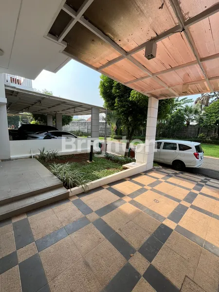 image RUMAH SUMMARECON BEKASI, DEKAT MALL, PINTU TOL KONSEP MODERN DI PUSAT KOTA BEKASI (2)