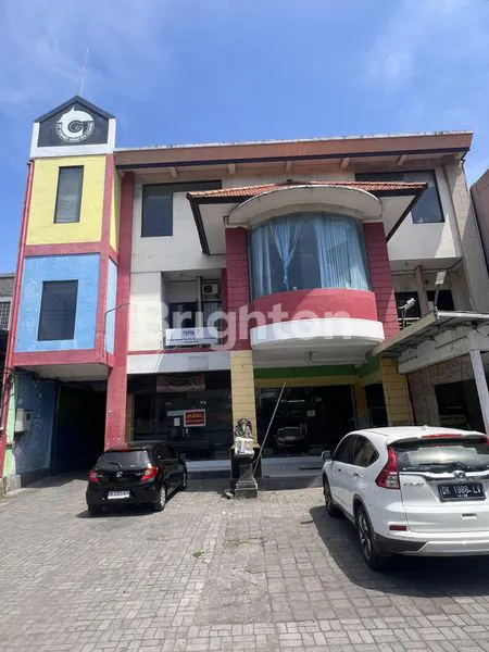DIJUAL GEDUNG DI JALAN UTAMA GATOT SUBROTO DENPASAR