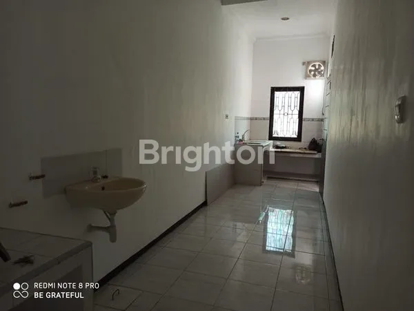 image RUMAH BCF, TEPAT DI JALAN RAYA, AREA KOMERSIAL (5)