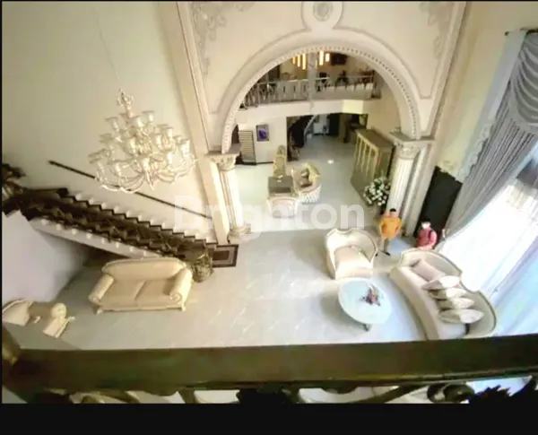 image RUMAH MEWAH DHARMAHUSADA UTARA-SURABAYA (7)