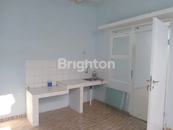 image RUMAH MINIMALIS RAPIH SIAP HUNI STRATEGIS TENGAH KOTA (5)