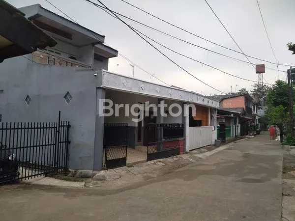 image RUMAH 1,5 LANTAI DI BAWAH HARGA PASAR DI DEPOK TIMUR (4)