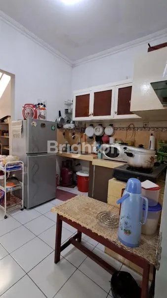 image RUMAH CANTIK RAPIH DI CLUSTER BESAKIH SENTUL (6)