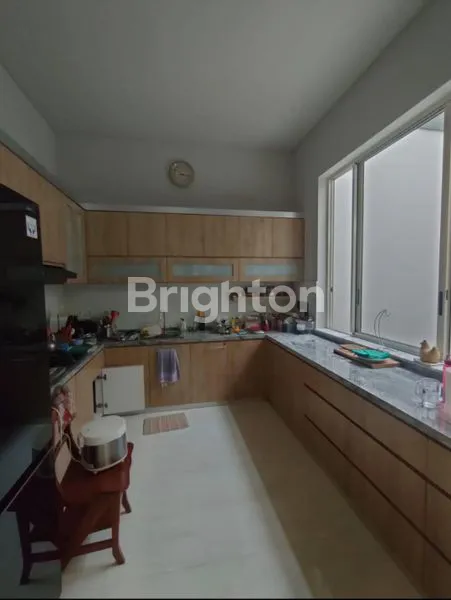 image MINIMALIS SIAP HUNI SEMI FURNISHED RUMAH GRAND ISLAND PAKUWON CITY (3)