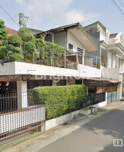 image RUMAH KELUARGA 155M² DI PULO ASEM, 4KT, CARPORT 2 MOBIL (8)