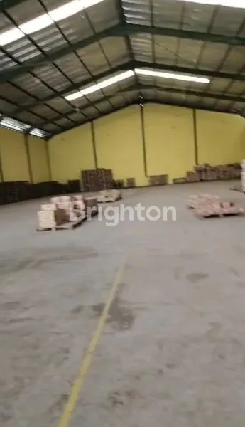 image GUDANG BONUS RUKO & OFFICE DI POROS MAYJEND  SUNGKONO MALANG (3)