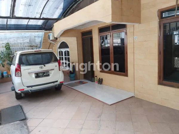 image RUMAH 1 LANTAI SIAP HUNI, TAMAN RATU , DURI KEPA, JAKARTA BARAT  (4)