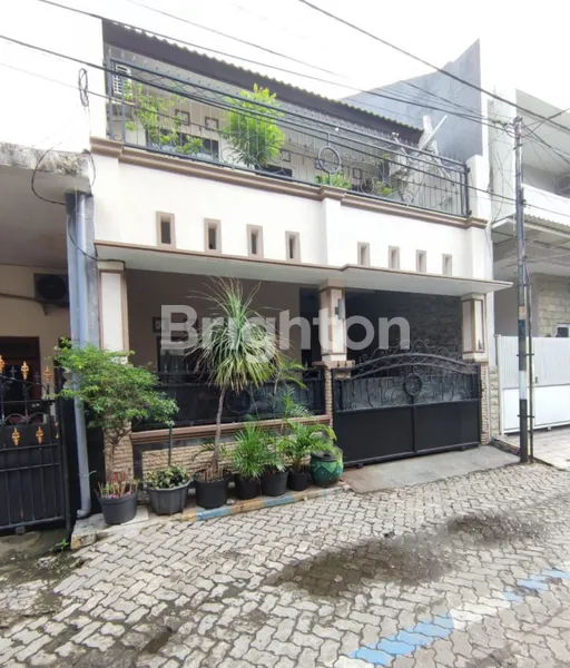 image RUMAH 2 LANTAI DELTA SARI INDAH - WARU SIDOARJO (1)