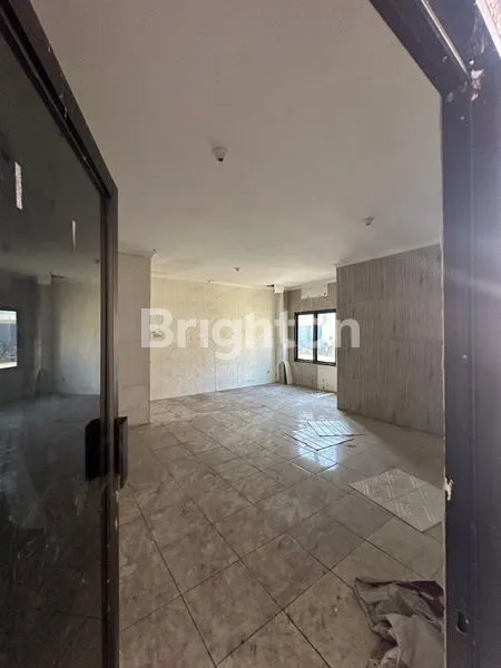 image DISEWAKAN GUDANG SIAP PAKAI GEDANGAN  (3)