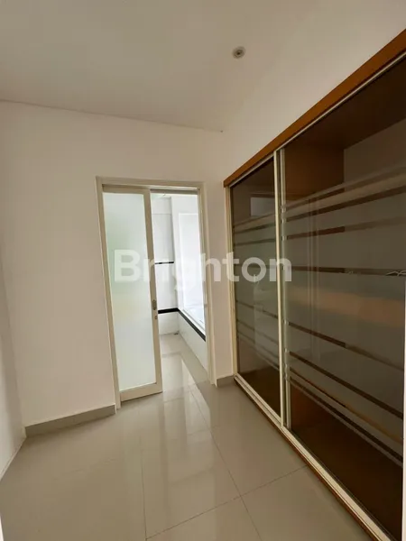 image SAN ANTONIO PAKUWON CITY FURNISH SIAP KPR BARU GRESS (3)