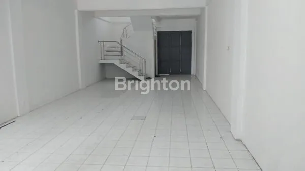 image RUKO MAINROAD DEKAT PERKANTORAN DAN RUMAH SAKIT (8)